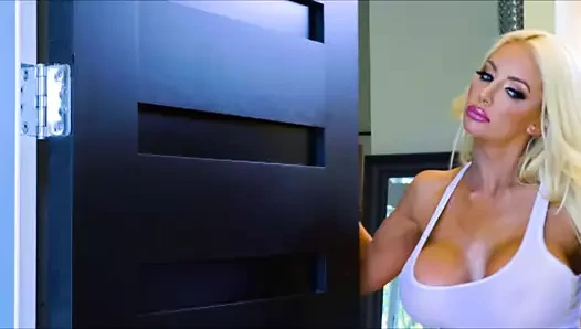 Nicolette shea ev hanımı ve çocuk