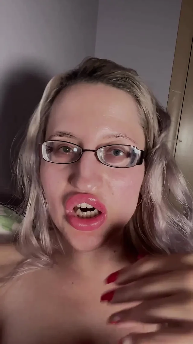 Стань моим зависимым платяной свиньей: неотразимый хилдом соблазняет и тотальная капитуляция