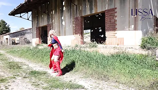 Supergirl için avlanma ve numaralar sert bir şekilde sevişmeye götürülüyor