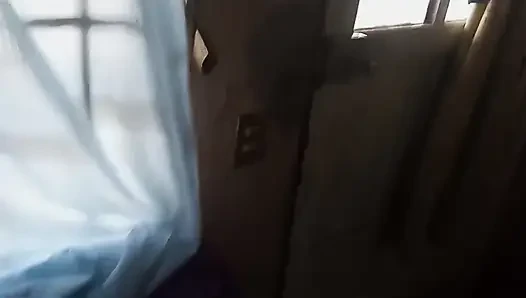 Derleme domaltarak sikişiyor, dörtlü tombul sikişiyor