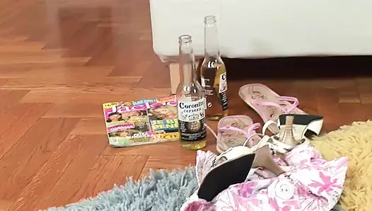 Erkekler etrafta yokken (tam film)