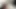 Milf travesti kırmızı boyalı ayak parmakları arasında bir vibratör ile bir footjob simüle
