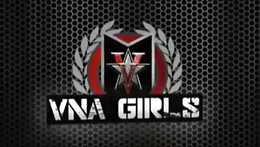 Kamboçyalı puma maxinex asyalı siren dikenini bağlar ve cezalandırır!