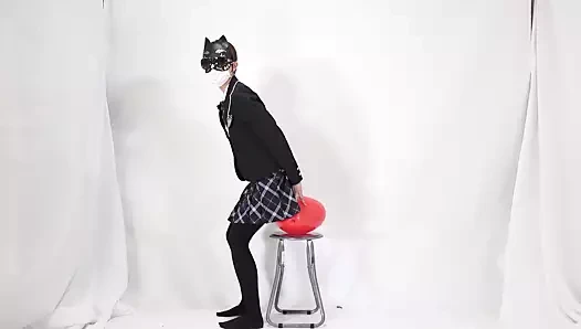 Kırık balonlar ile sürpriz kadın