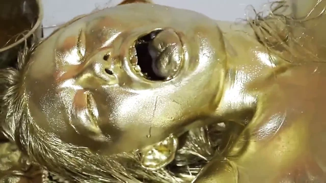 altın boya yapay penis