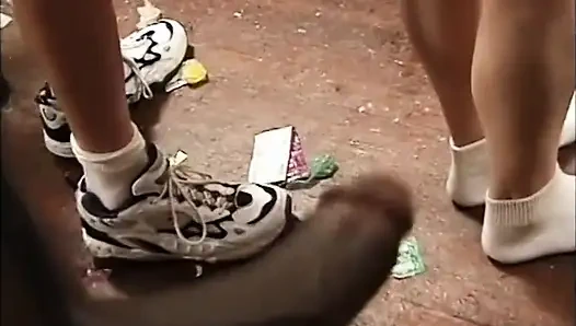 Siyah ve beyaz büyük grup seks