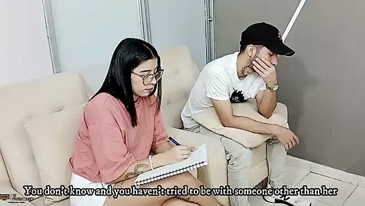 Azgın seks uzmanı iyi seks deneyimi yaşamak istiyor - İspanyolca porno