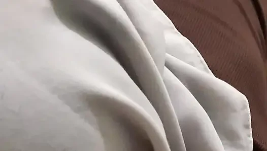 Tesettürlü hiper göğüsler