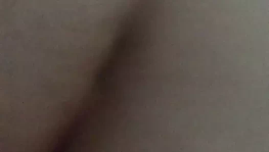 Kirsten aikens arkadan alıyor