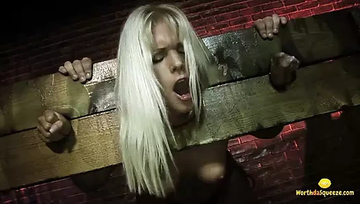 Rock 'n' roll, zincirler ve acı