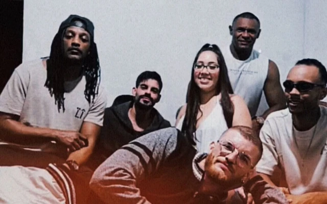 Гэнгбэнг с Фигуристой Barbara Carmona