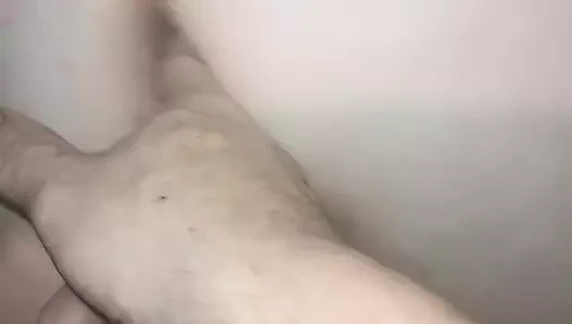 Yakın çekim göt ve amcığı parmaklıyor!