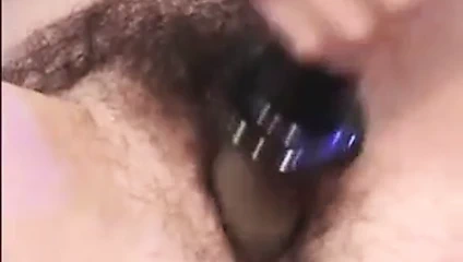 Olgun acımasız dildo