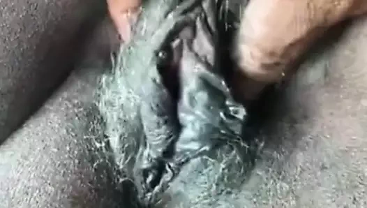 Büyük uzun dudaklar