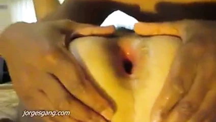 Alonso askere gitmeden önce kıçından vazgeçer.