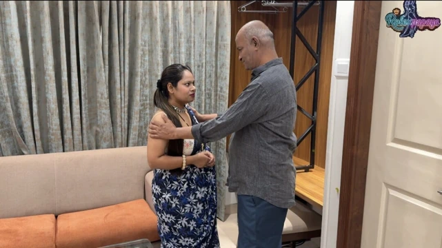 Kayınpeder gelinini cezbediyor ve onunla cinsel ilişki yaşadı