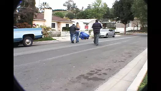 Orgazm arayan azgın bir denice için birden fazla yarak!