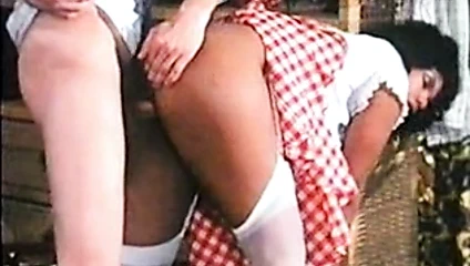 Sıcak siyah ve beyaz sluts içinde ırklararası ffm 3som kahrolası