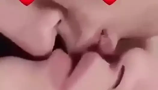 Vary sıcak öpüşme