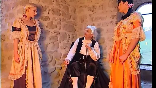 Orospular büyük penisi yer.