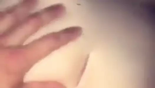 Bonne baise avec une copine