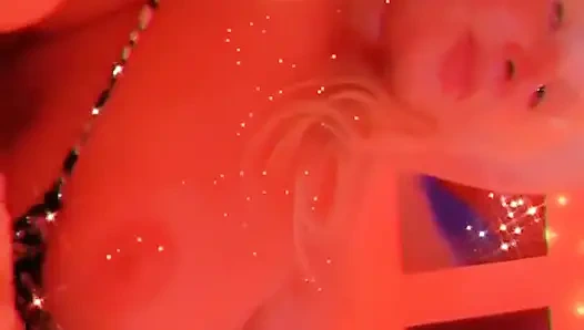 Yatma zamanı için doğum günü kıyafetleri mi?