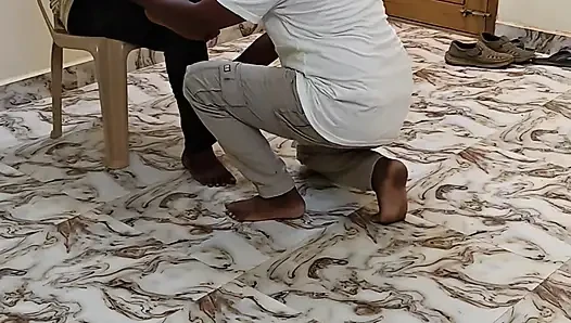 İlgi için karısını sikiyor