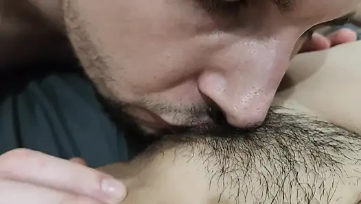 Zayıf Asyalı Olgun Kız ve Onun Cuckold