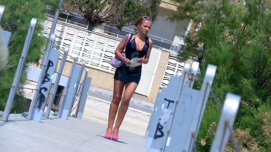 İspanyol genç krystal yolunu kaybediyor ve büyük bir yüze boşalma yapıyor