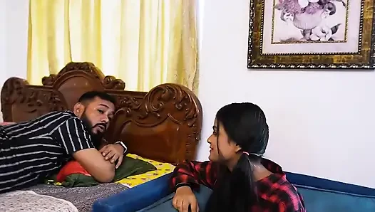 Rohit ve Aman odalarına geldiğinde üvey kız kardeşini sikiyor, sert üçlü seks