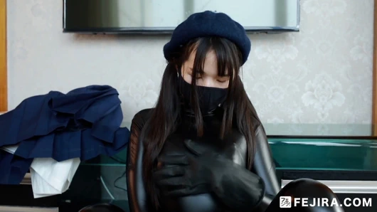 Fejira com – lateks kız masajı ile ev işi yapmak