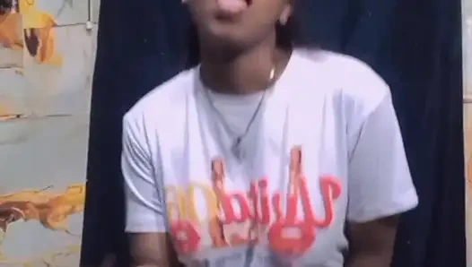 Benimle birlikte özel içeriklerin tadını çıkarın ve gizli sayfamda görmek istediklerini, kişiselleştirilmiş ve sizin için daha fazlasını