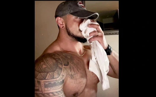 Hey dostum, sadece izle ve rahatla, tamam mı?