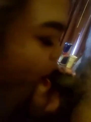 Sucking arab daddy in hotel room