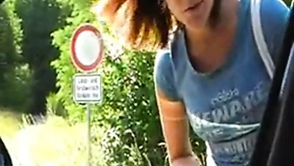 Aldı yukarı ve becerdin bir sıcak Alman bebek