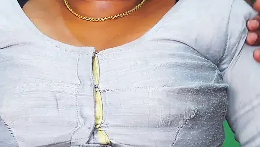 Azgın seksi sürtük kavita yenge sevgilisiyle sert sikişiyor