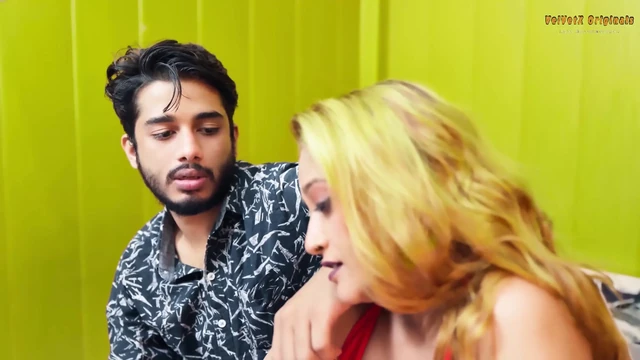 Hintli yeni çift seks