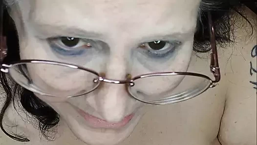 Kalın yarağına iki kez geldi şimdi döllenmek istiyor