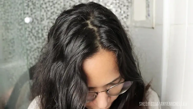 Anne Michelle anal tıkaç kullanmayı seviyor, seksi, büyük