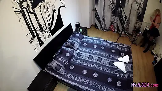 Yatakta cama işiyor