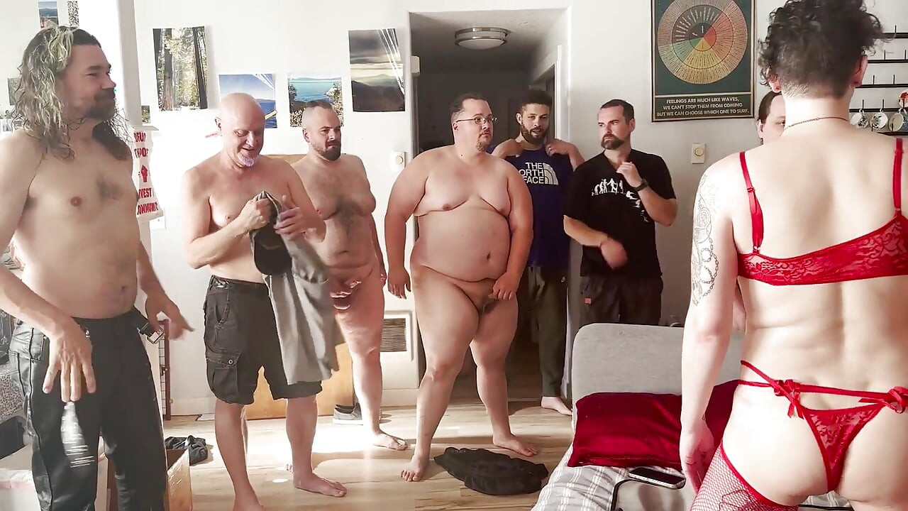 Tam video - 1-800-grup seks: infomercial, hotline'ın şimdiye kadar gördüğü en ateşli grup sekse ilham kaynağı oluyor