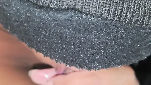 20 min she pumps this bitch non-stop (part 2 - 4)