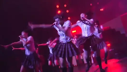 Tsuyoki mono yo tarafından ske48