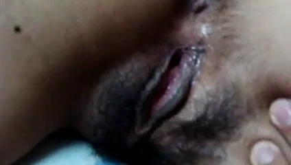 Mais buceta e cu peludos da esposa