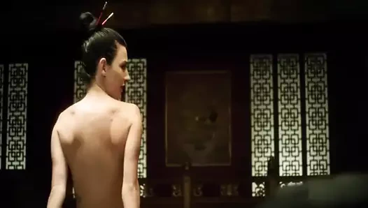 Cortney palm - suşi kız