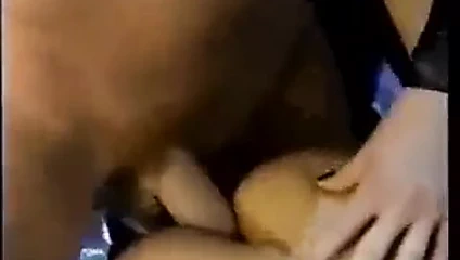 Sıcak grup seks video ile hardcore lateks