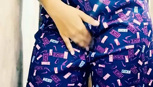 18 year girl Hindi clear audio tumari beti tho chodne ni deti saasu maa tum ni choot de do