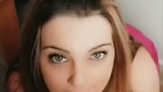 Sıcak dondurma gibi yalamak