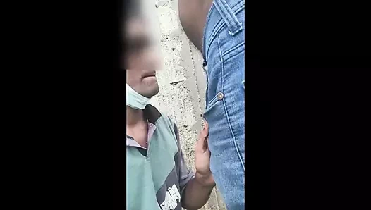 Hikkaduwa kolu kella halka açık oral seks