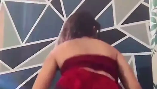 vivian.naylaa dans funk (2)